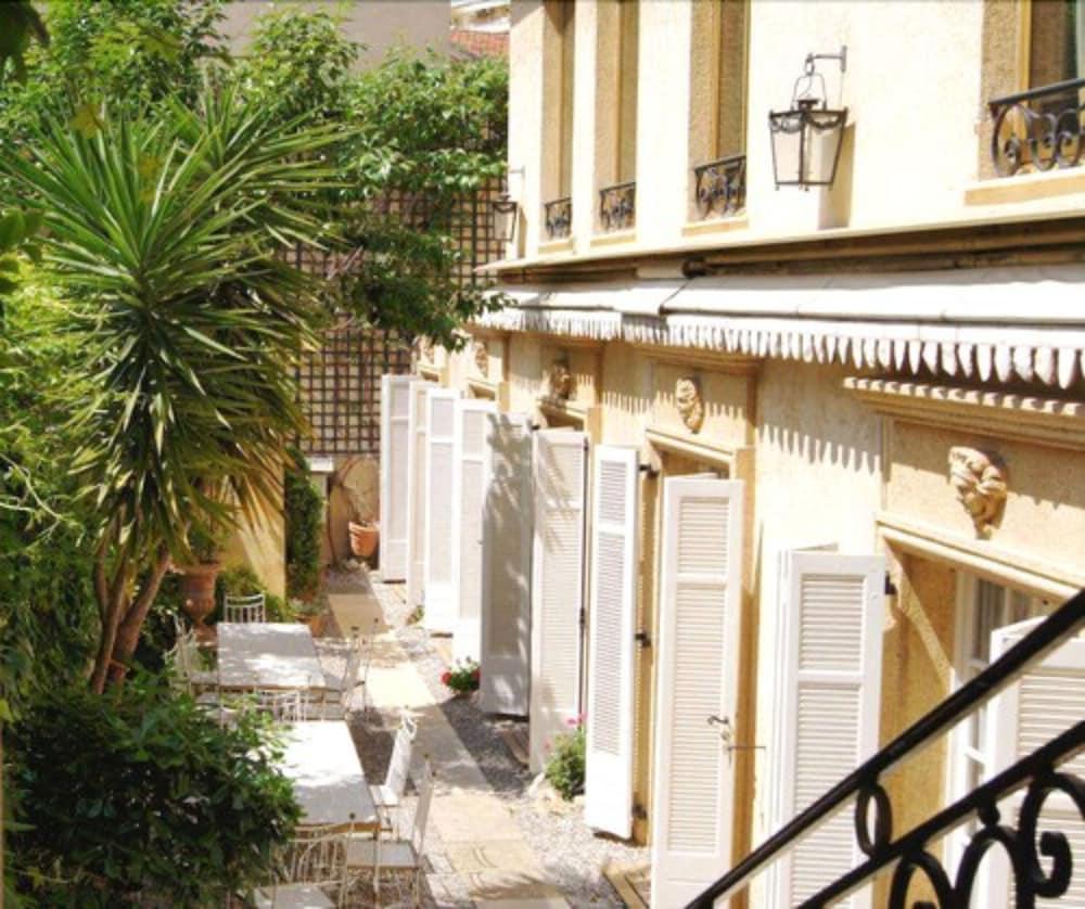 Ruc Hotel Cannes Bagian luar foto