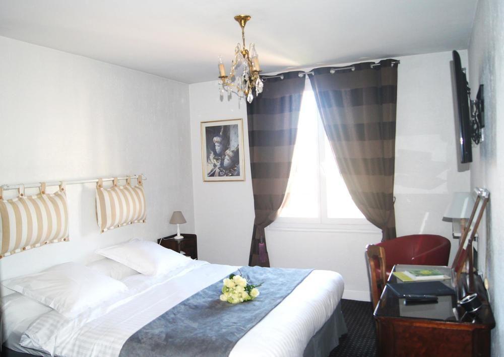 Ruc Hotel Cannes Bagian luar foto